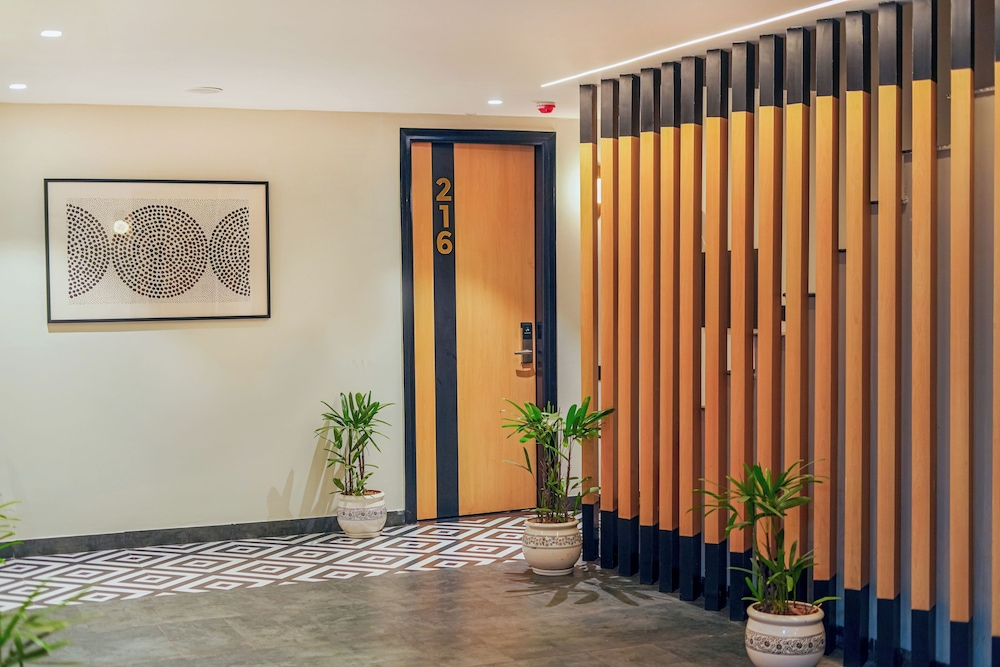 Hotel Highway Greens Near VR Punjab Mall Airport Road Mohali Chandigarh