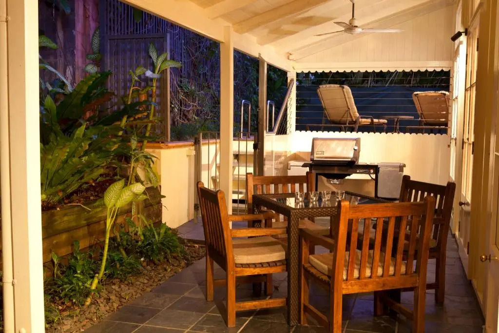 Port Douglas Cottage & Lodge