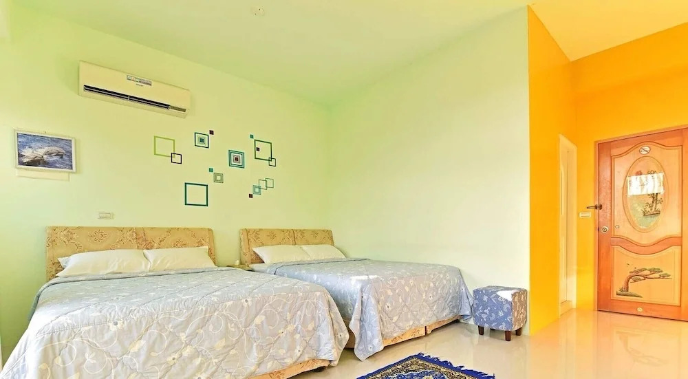 Make Dream Bed and Breakfast
