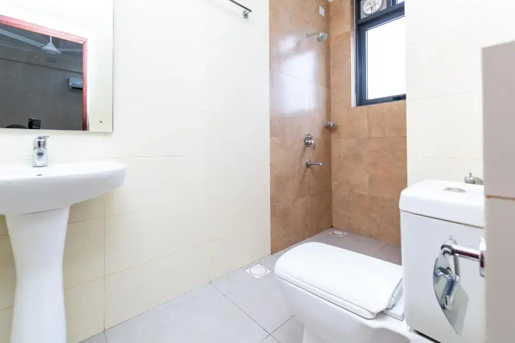 Lovely 3bedroom condo with pool