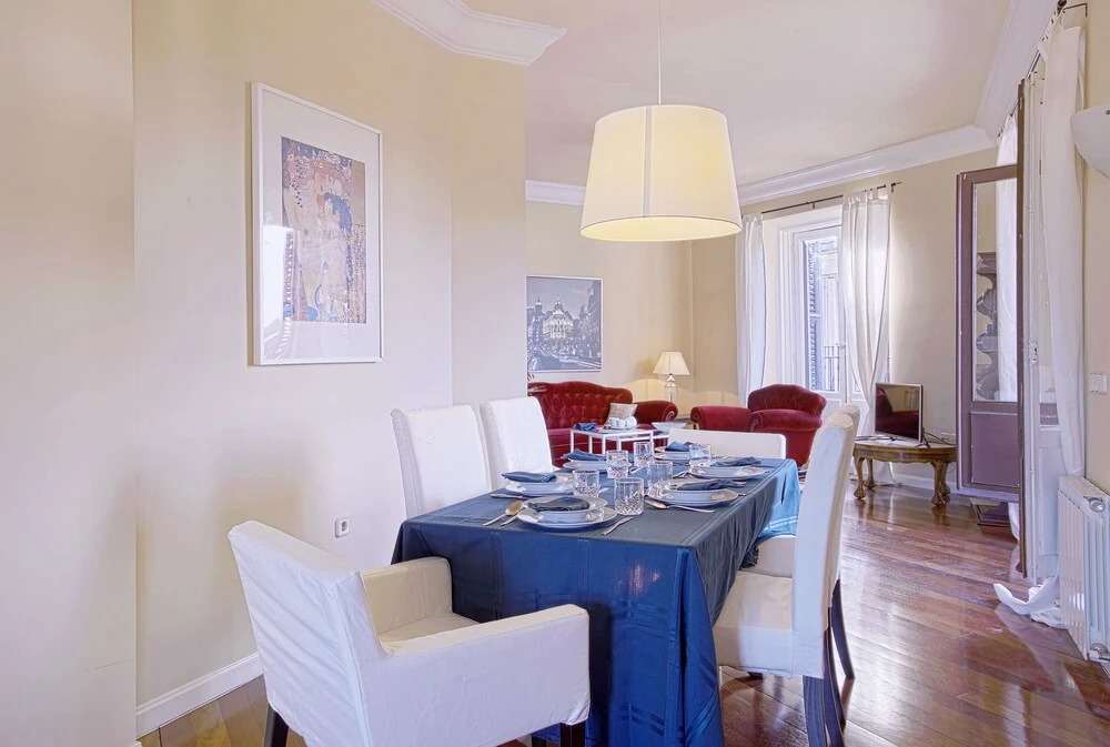 Wonderful 3 Bd Apartm in Prime Location. Plaza Mayor