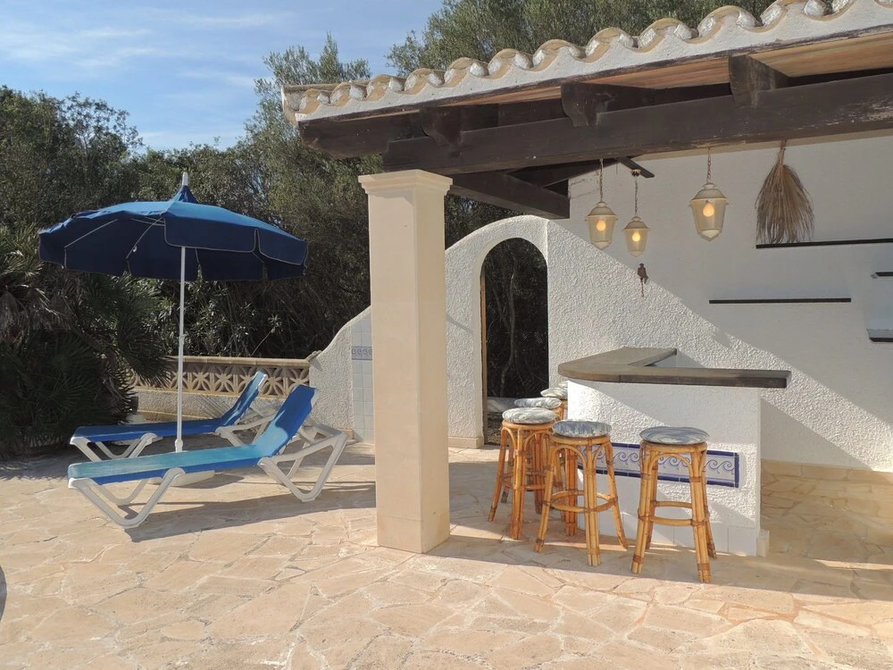 Charming Villa With Private Pool and air Conditioning, Near the Beach