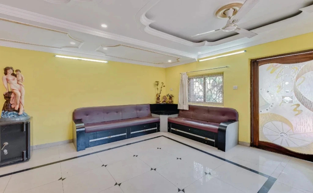 La Grande Residencia By OYO Rooms