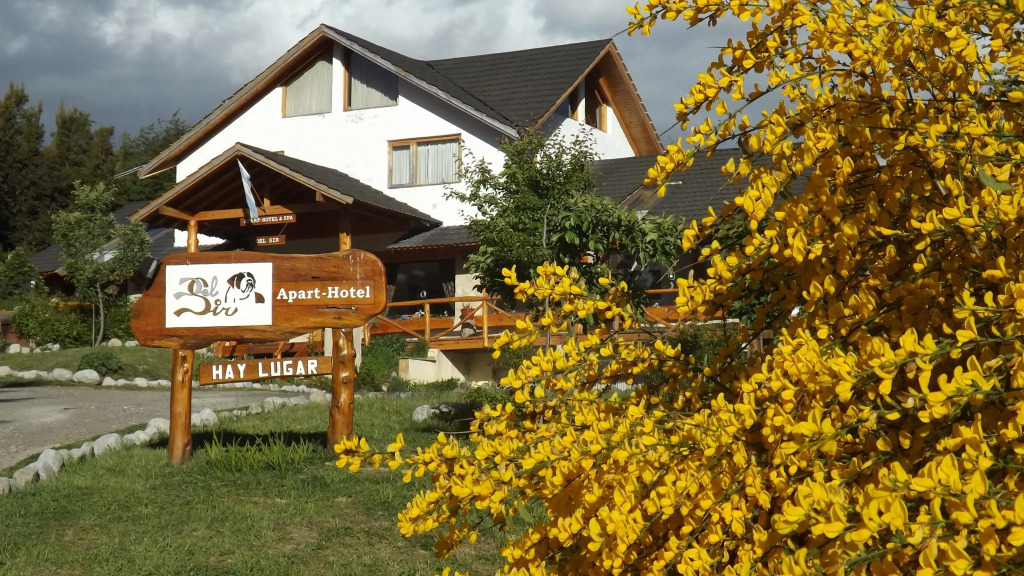 Apart Hotel y Hosteria del Sir