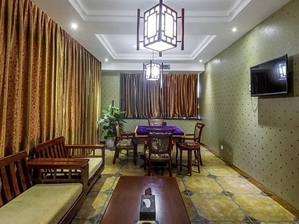 Runhechuan Business Hotel