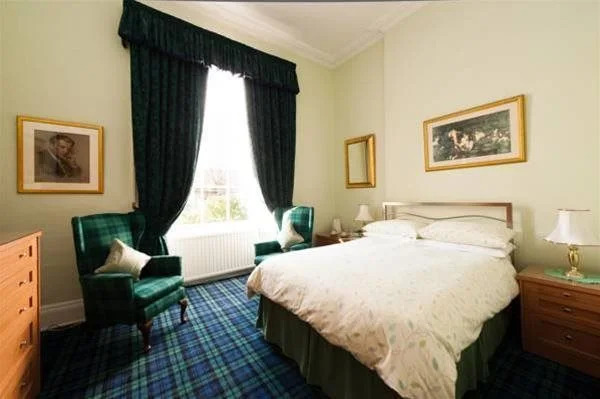 Garlands Guest House