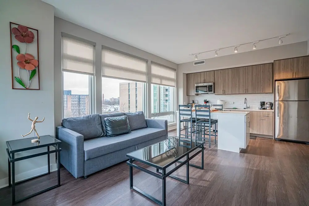 One Bedroom apartment near waterfront in a brand new building 1 Apts by RedAwning