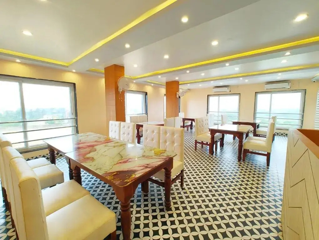 Hotel Ashok Royal