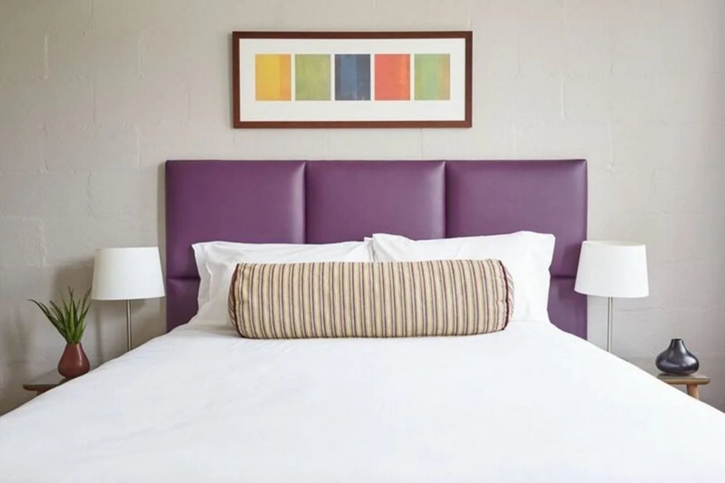 SoYa on Davis Apartment Hotel