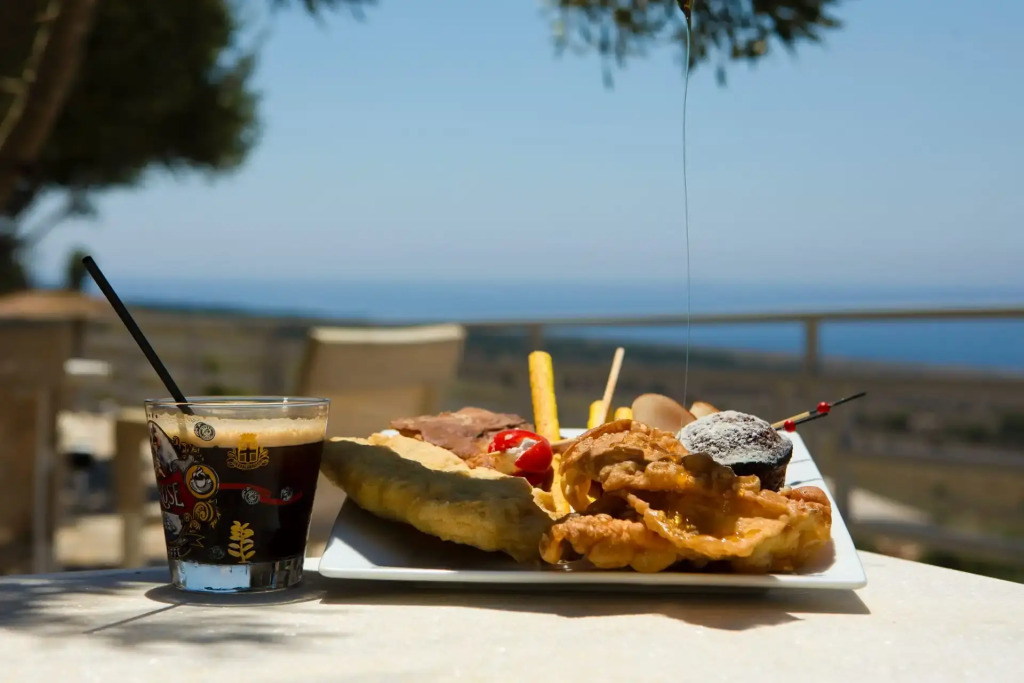 Anemos Suites Mani