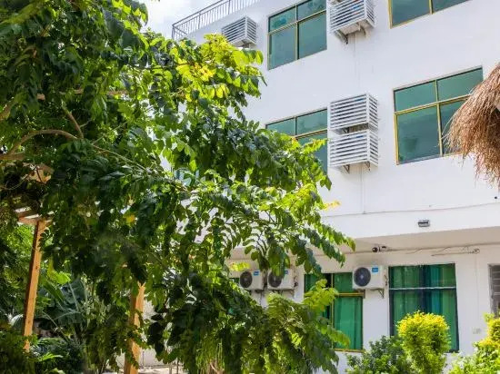 SurfersGarden Guesthouse in RiyueBay