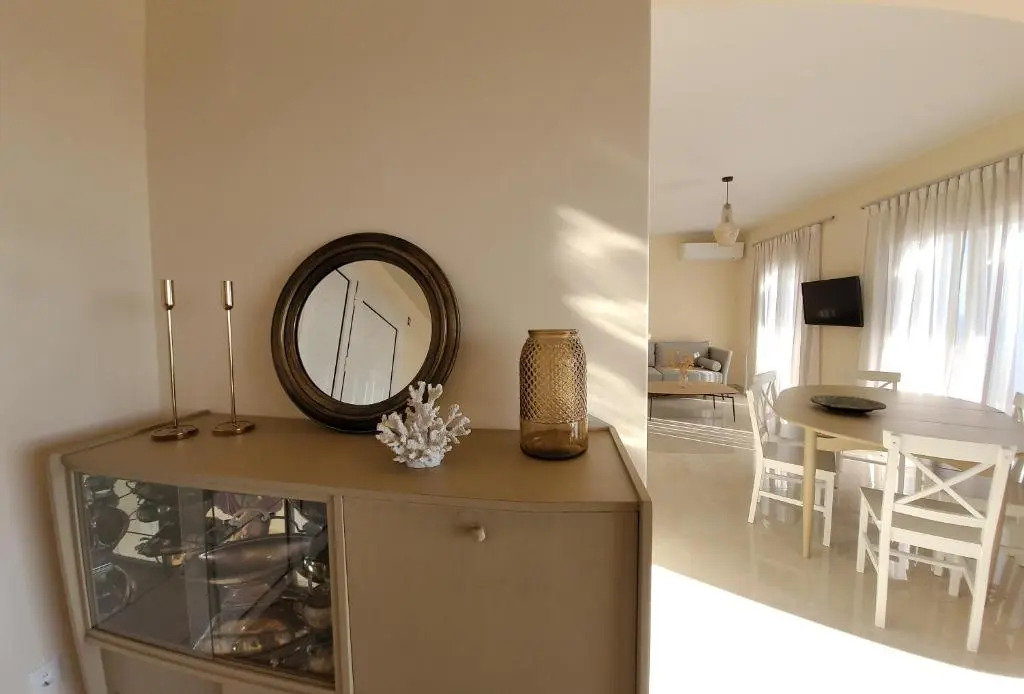 Evangelia's Residence - 3 Bedroom Sea View Apartment