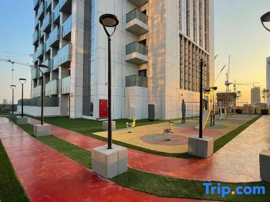 Elite LUX Holiday Homes - Stylish 1BR Apartment in JVT | Cloud Tower JVT