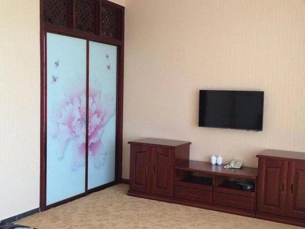 Xinbao Business Hotel