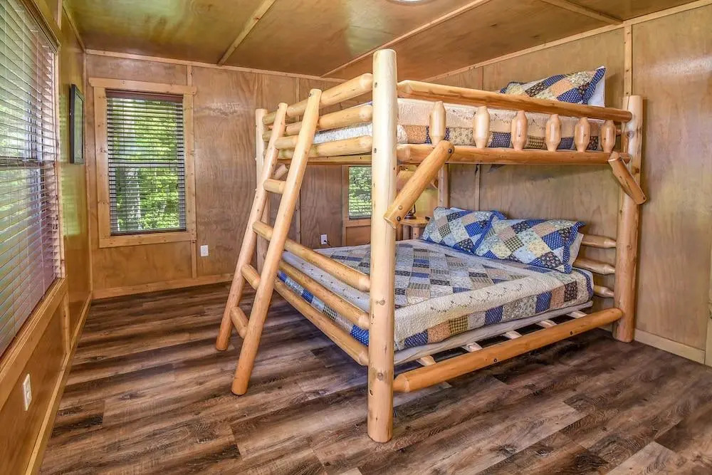 Spacious 10bd 6ba in Heart of Smokies