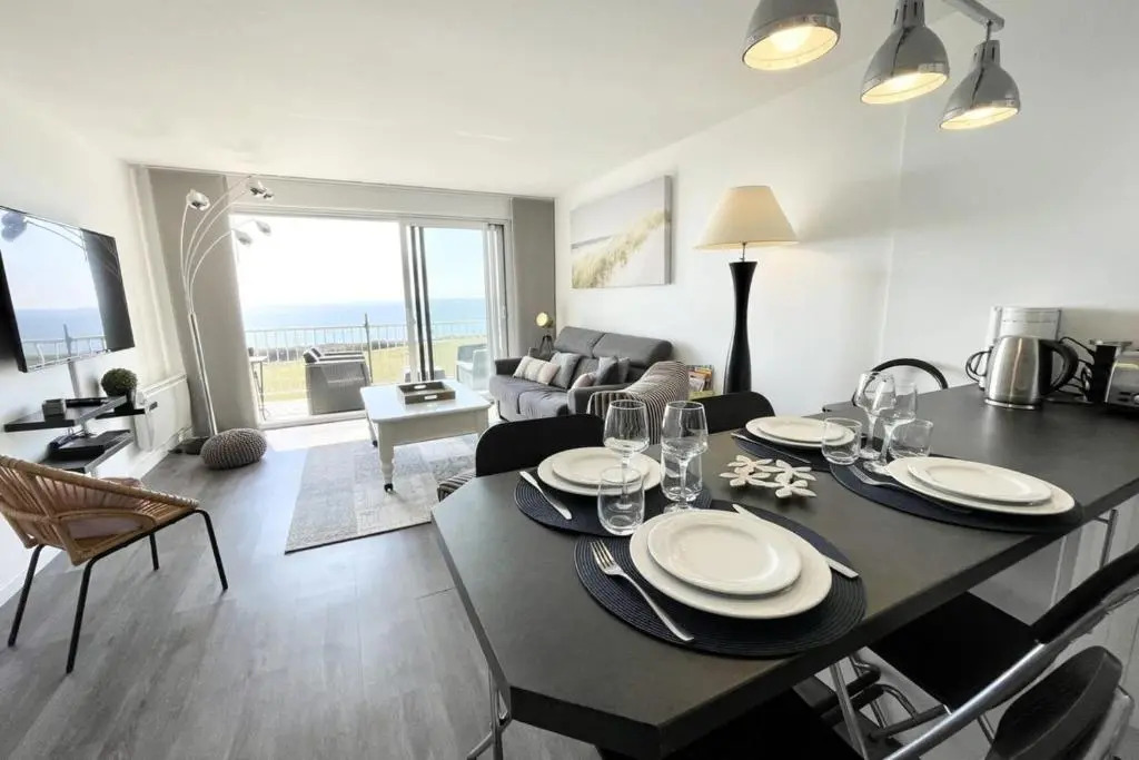 Magnifique T2 Archi Cosy Vue Mer 180 Piscine