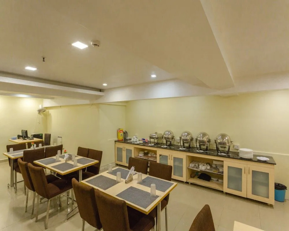 FabHotel Pearl T Nagar