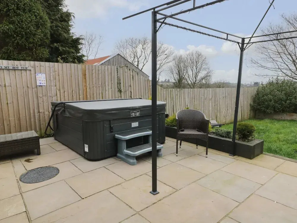 Big Azzles