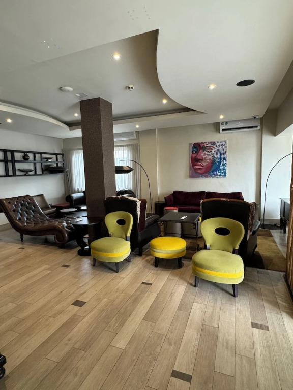 The Palms by Eagles Airport Residential