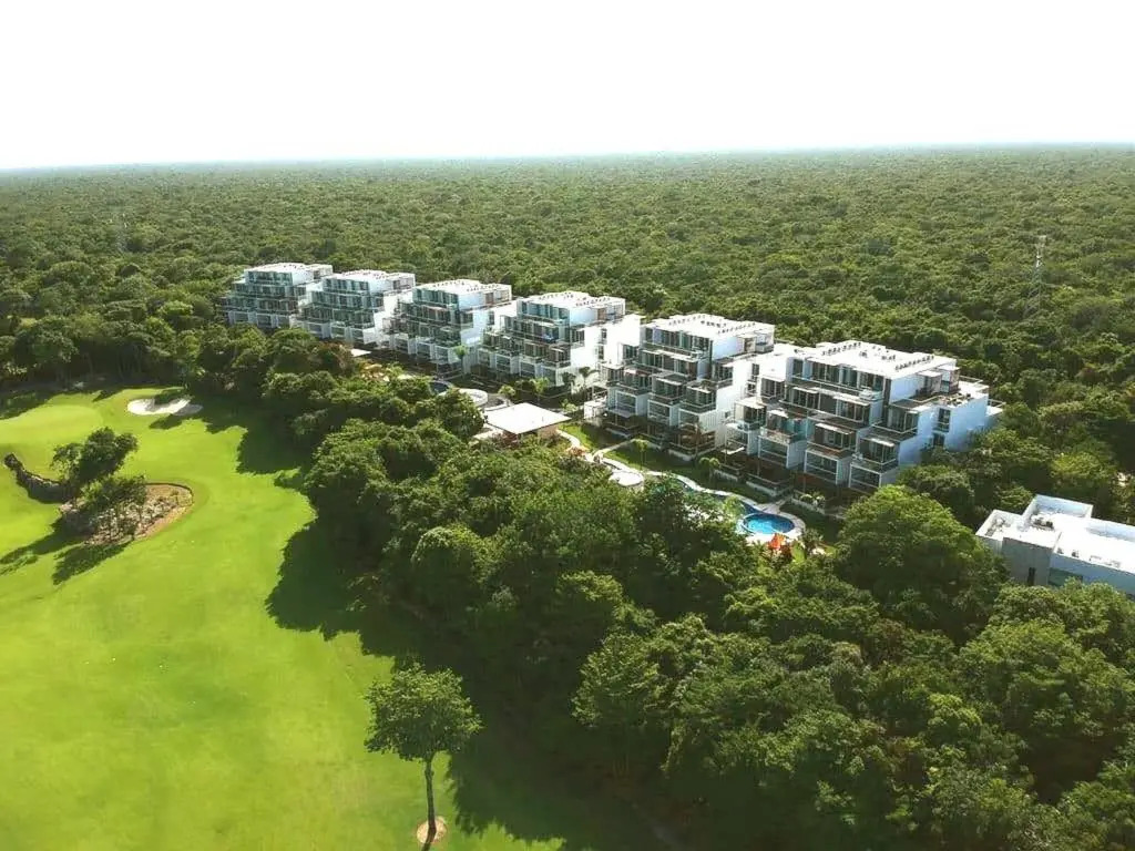 Luxurious Tulum Terrazas 2-bedroom Condominiuml