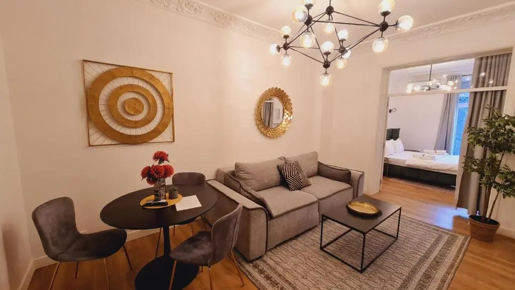 Belgrade CITY CENTER Apartments PARKING 12e - 7 min by walk TERAZIJE