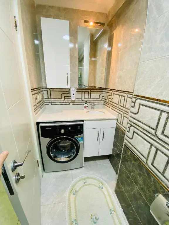 New Flat 1 Minutes To Metro it has elevetır