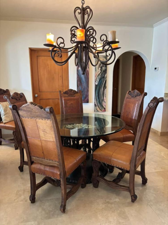 Beautifully Maintained 2-bed Condo in Las Mañanitas