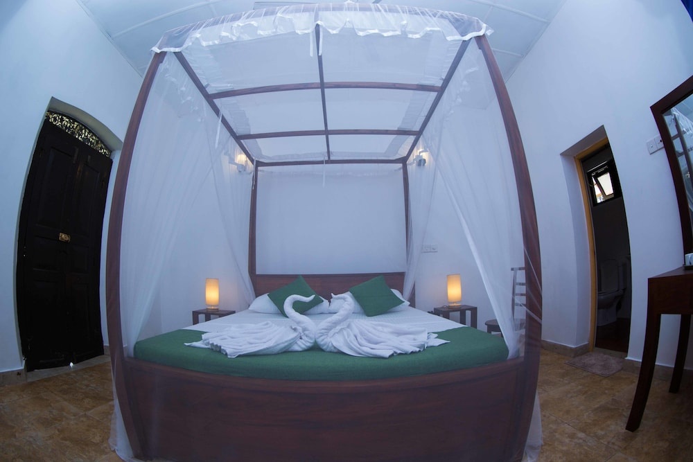 SP Taru Surf Camp&Restaurant