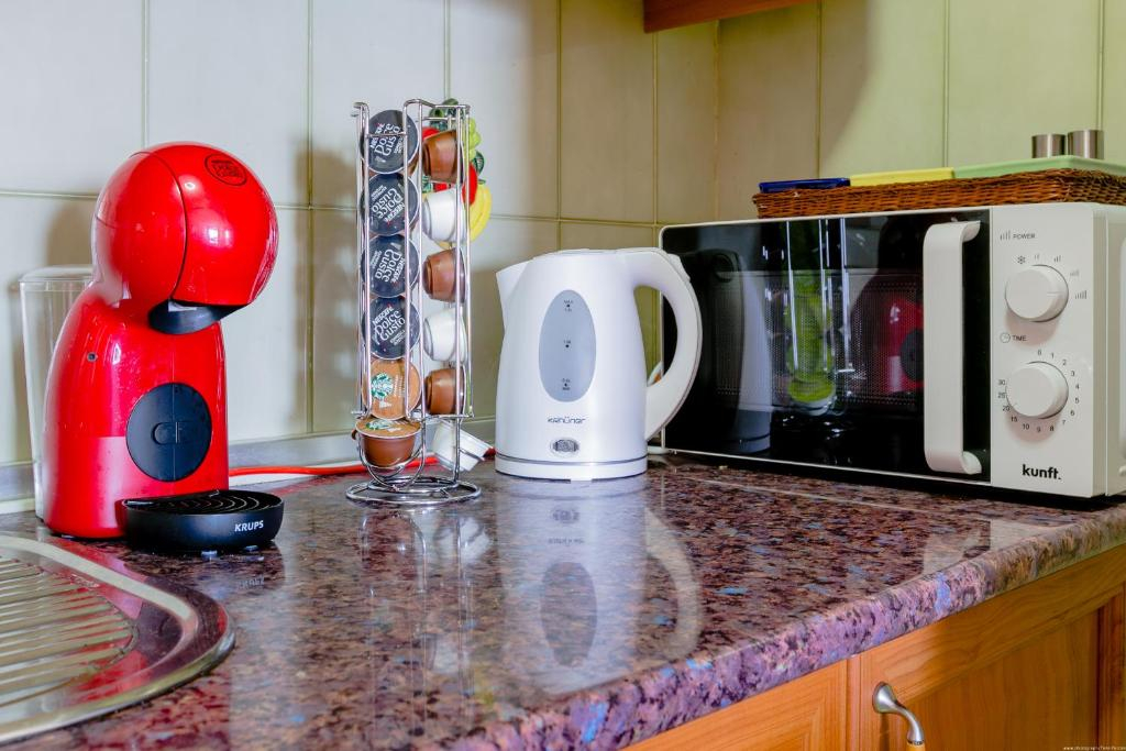 FRONT LiNE OCEAN ViEW 2BeD Wi-Fi YOUR HOLiDAY HOME