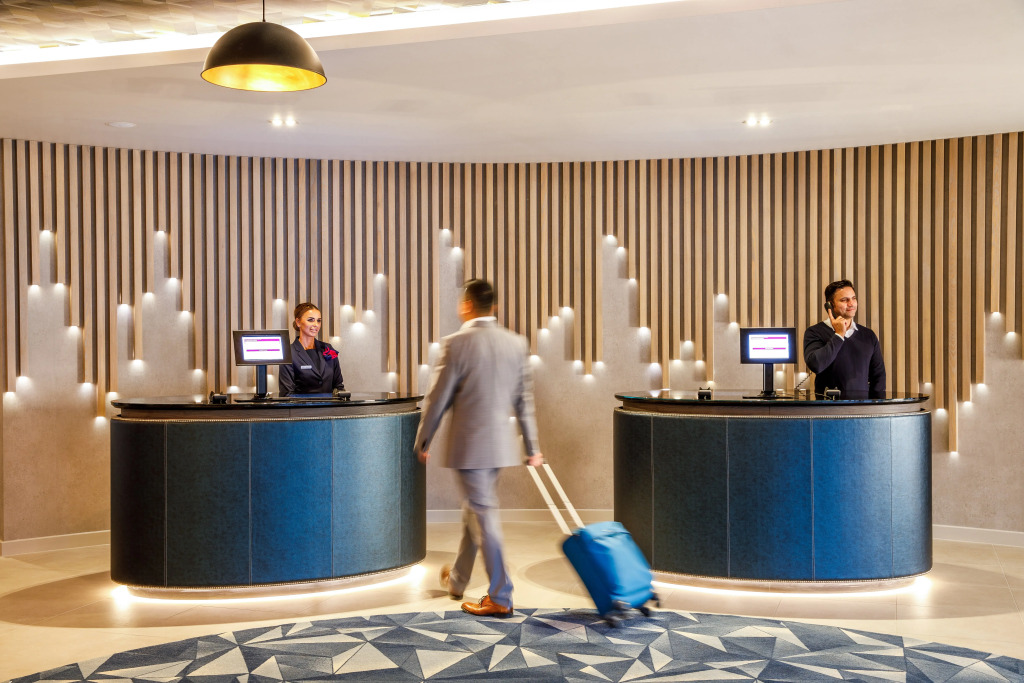 Crowne Plaza Manchester Airport by IHG