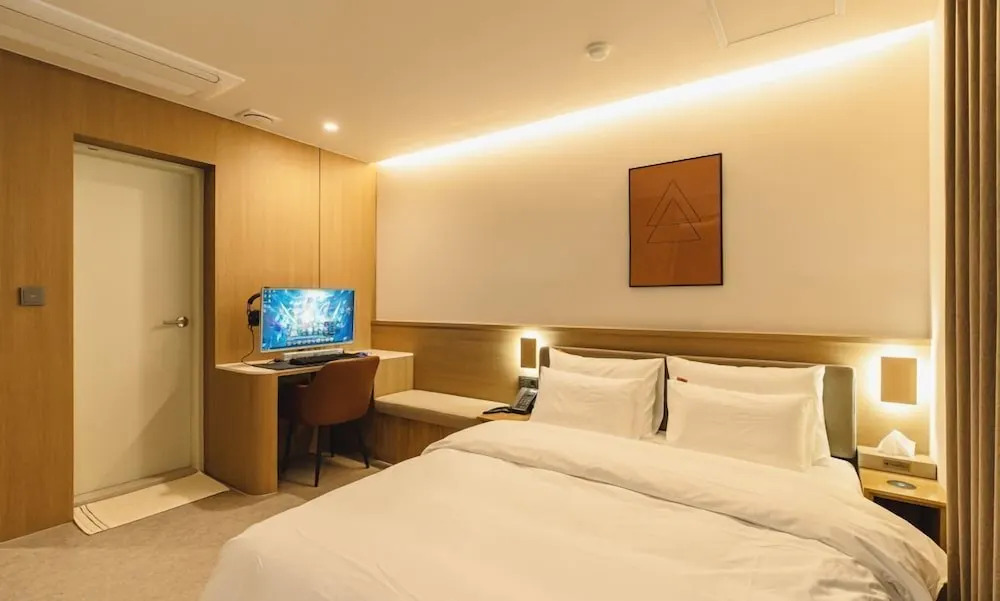 Hound Hotel chuncheon