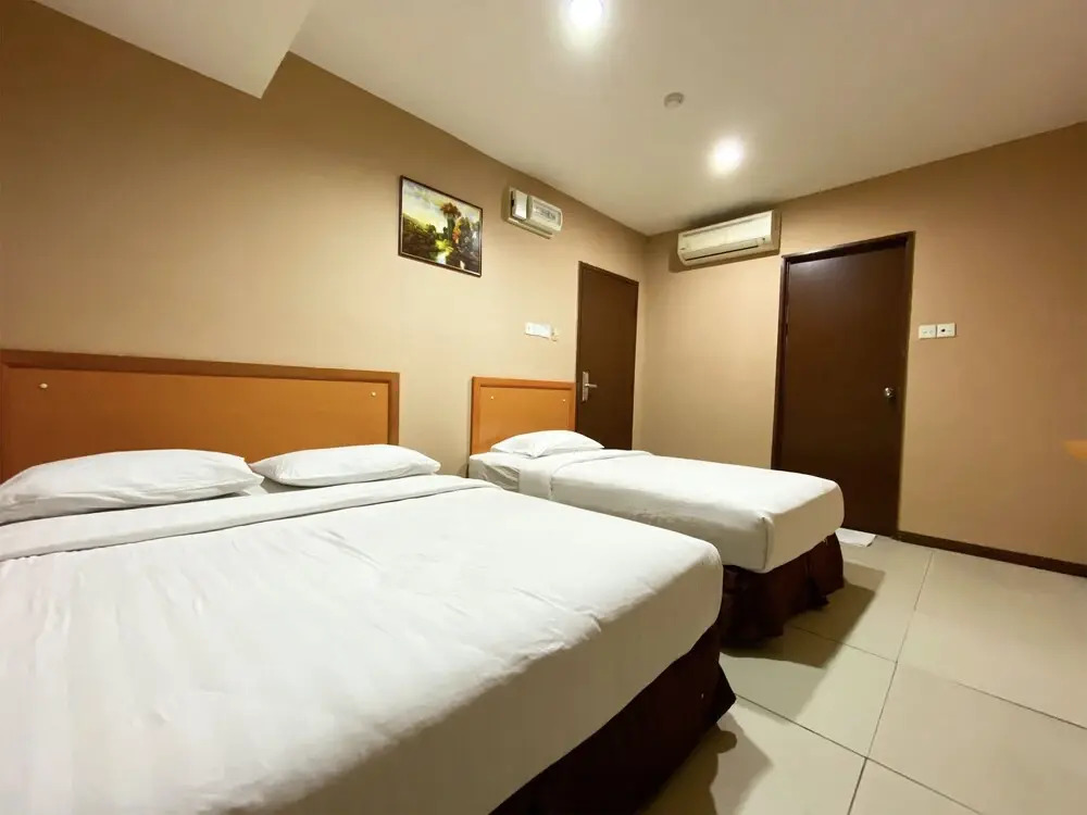 OYO 90108 Hotel Kaya