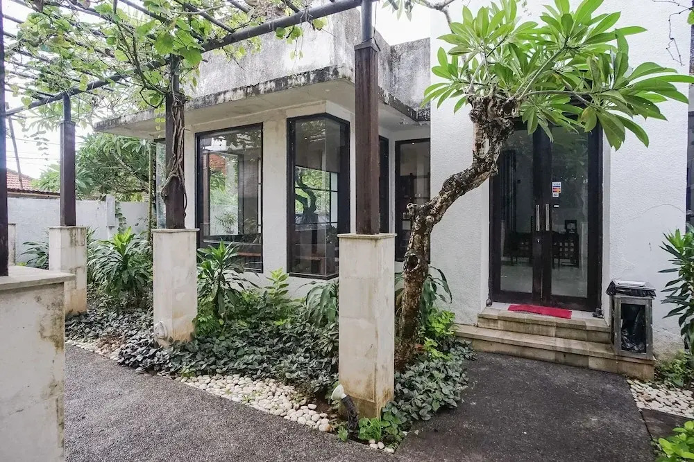 Queen Rose Villa & Spa