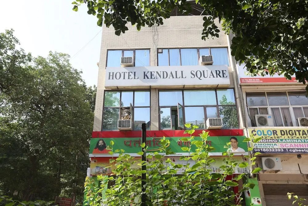 OYO 19400 Hotel Kendall Square