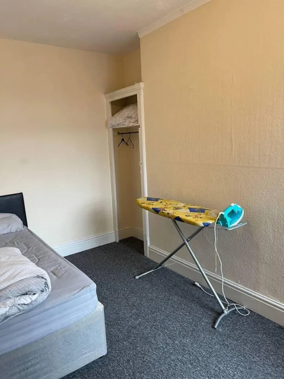 1 Bedroom Flat - Aylestone Road Leicester