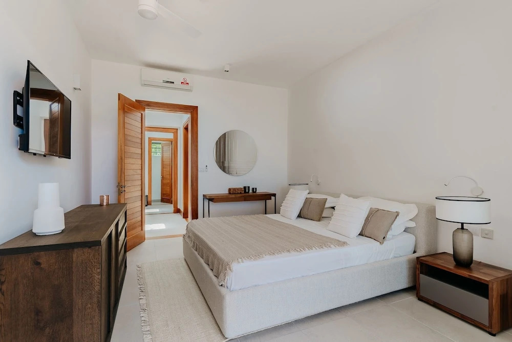 Peninsula, 3 Bedroom Luxury Beach Villa by LOV Mauritius