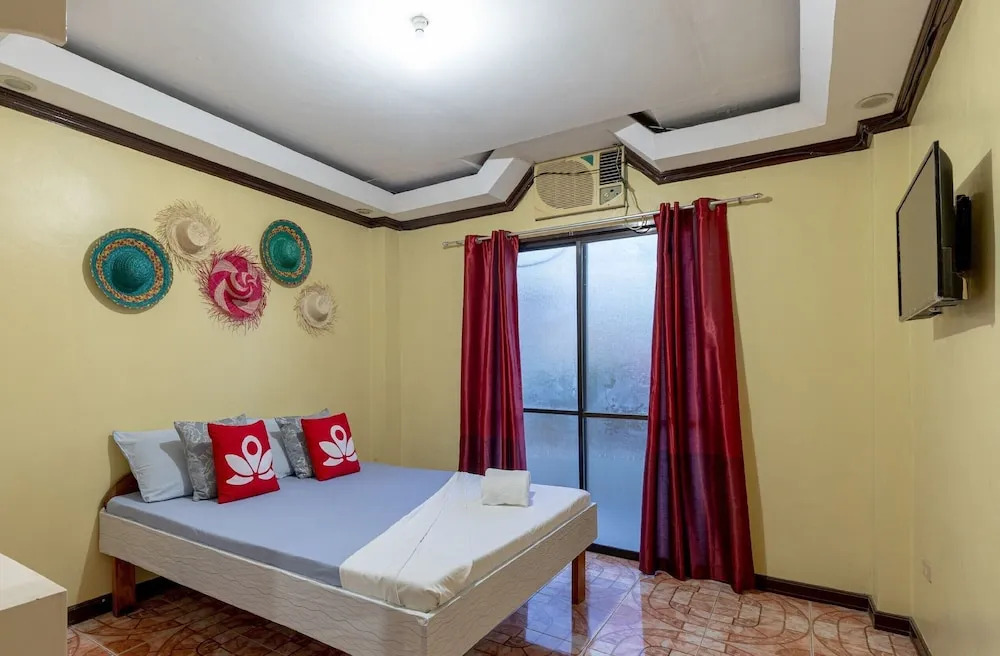 ZEN Rooms LH Bri Lodge Siargao