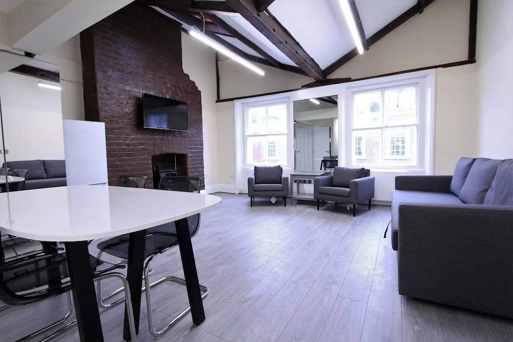 Stunning Loft Apartment In Knightsbridge