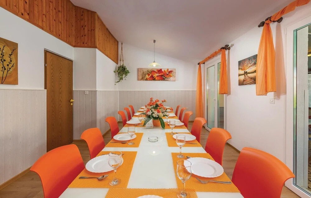 Stunning Home In Pula