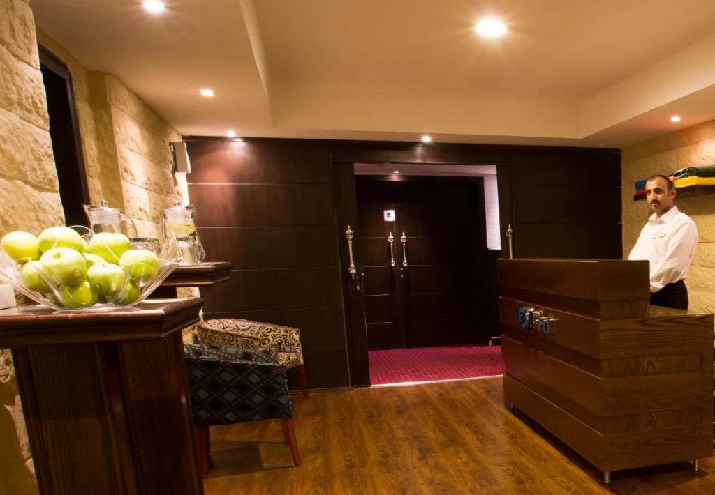 Blue Night Hotel