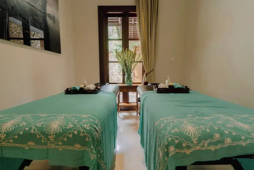 LataLiana Seminyak