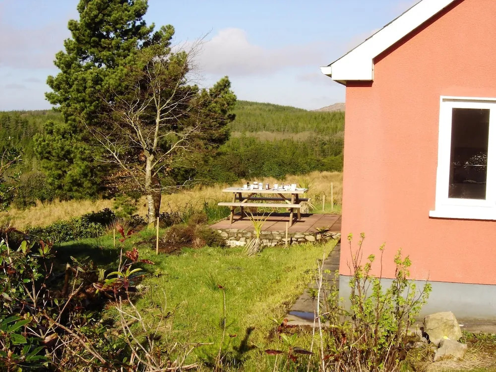 House With 2 Bedrooms in Laghy, With Enclosed Garden - 10 km From the