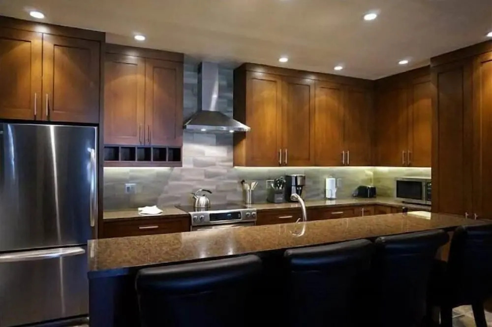 Ski In, Ski Out, 2 Bedroom Luxury Residence With Hot Tub Access And Expansive Views