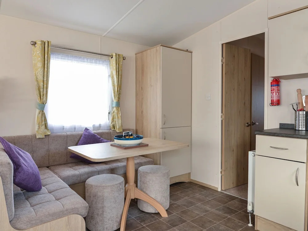Boutique Home in Hastings With TV