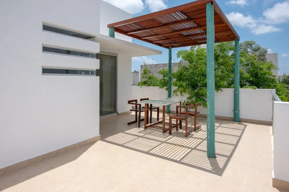 House in Cancun Near to the Airport, in a Family Neighborhood
