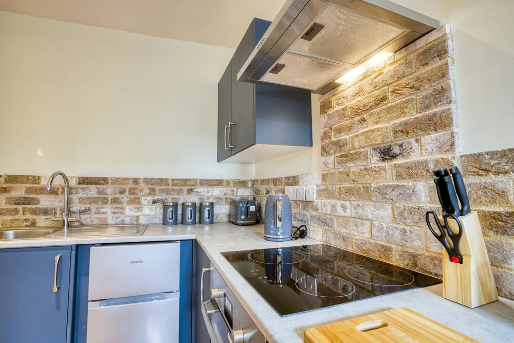 Exclusive 2 Bedroom Apartment Centrally Located in Lincoln Free Wifi Toiletries and Hairdryer