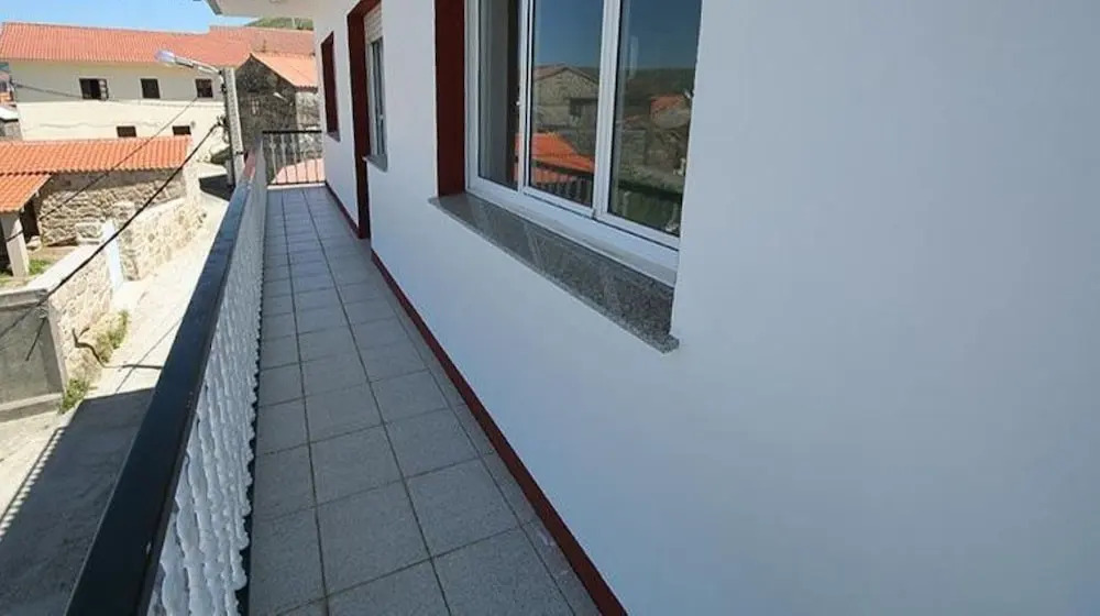 Apartment - 4 Bedrooms with Sea views - 107766