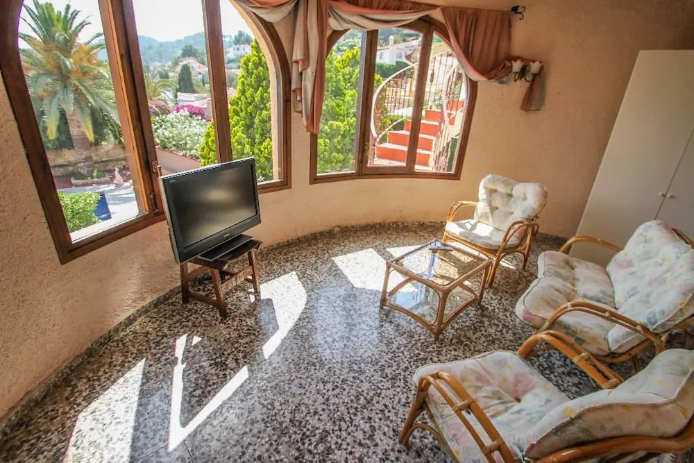 Paul - modern, well-equipped villa with private pool in Benissa