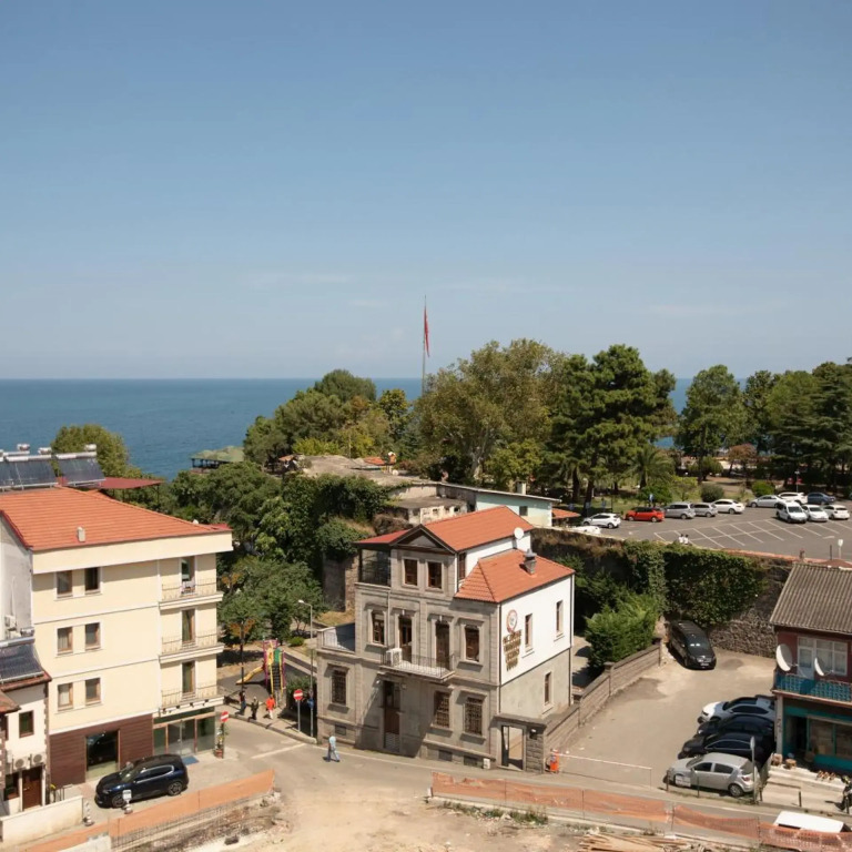 Grand Business Hotel