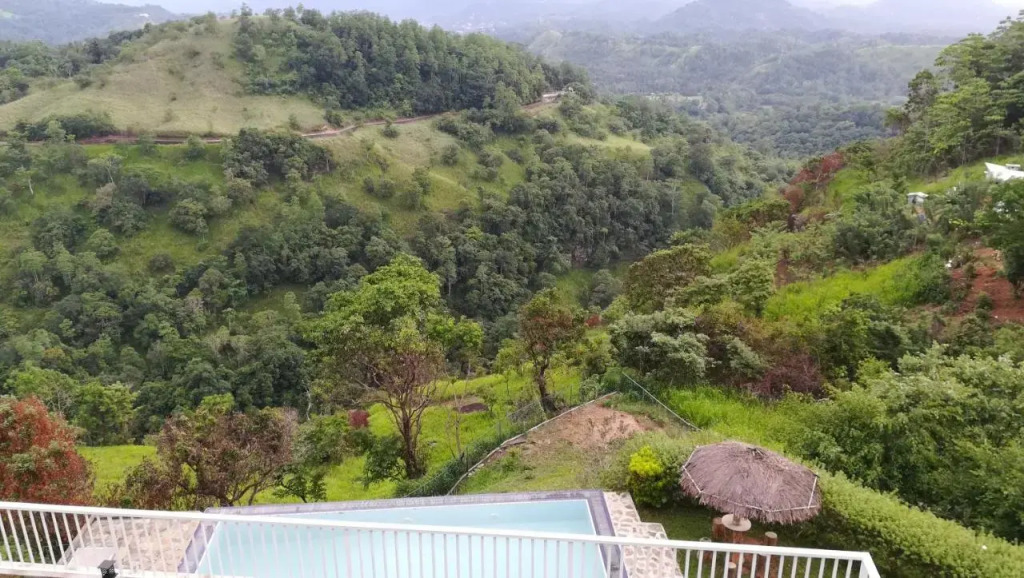 Sky Lodge